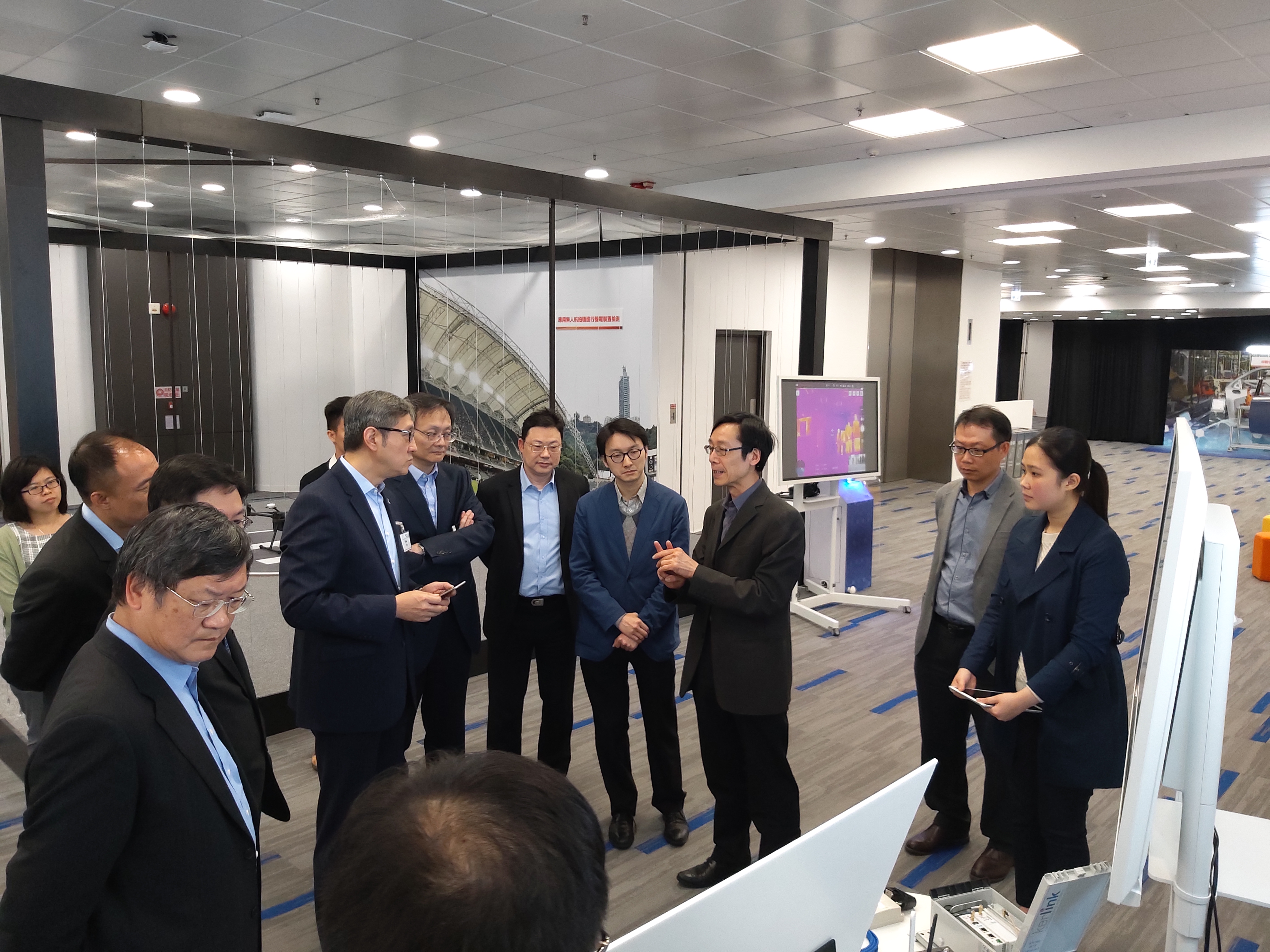 2019年4月3日 - 香港數碼港管理有限公司到訪機電署
